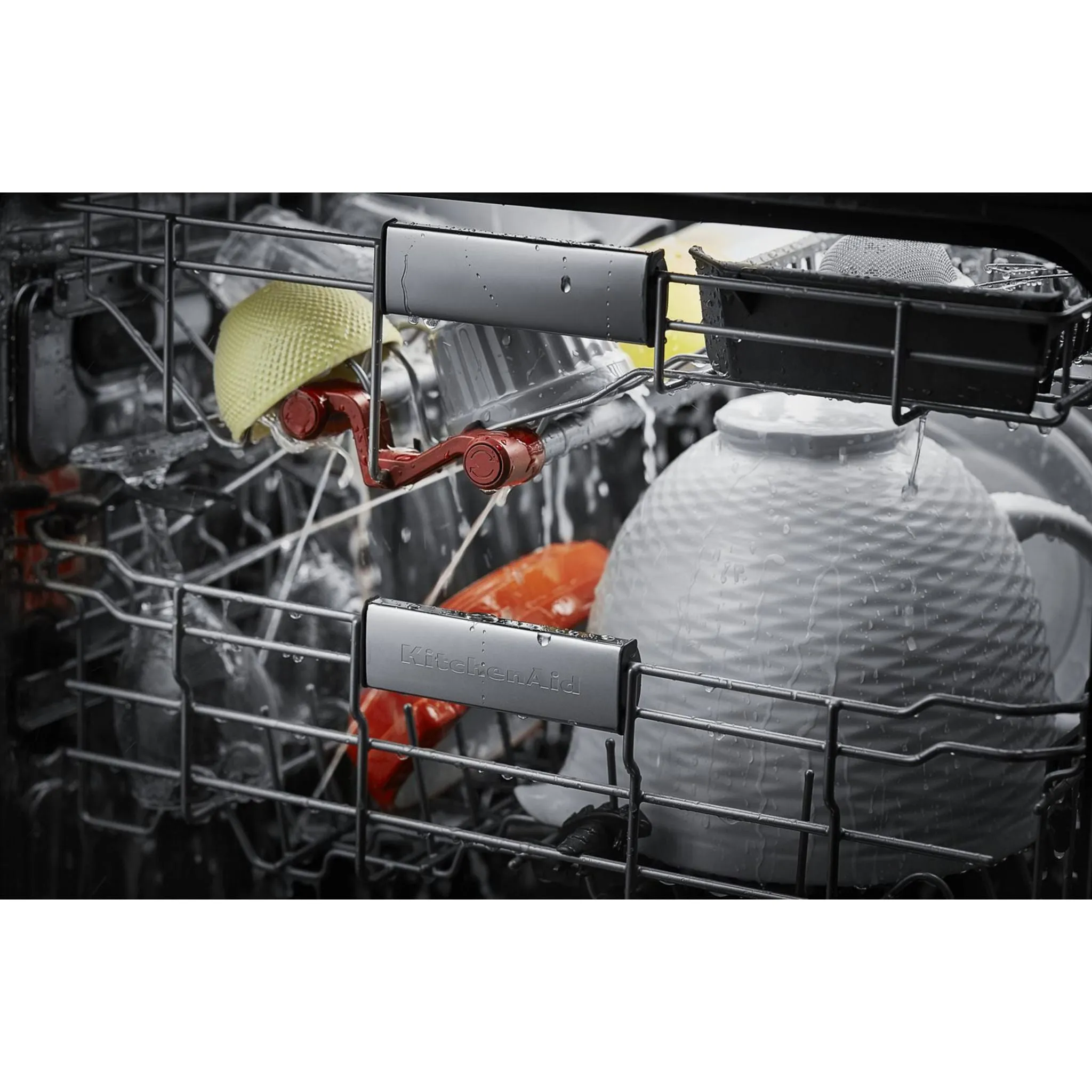 KitchenAid  44 dBA Dishwasher in PrintShield Finish with FreeFlex Third Rack (KDFM404KBS)