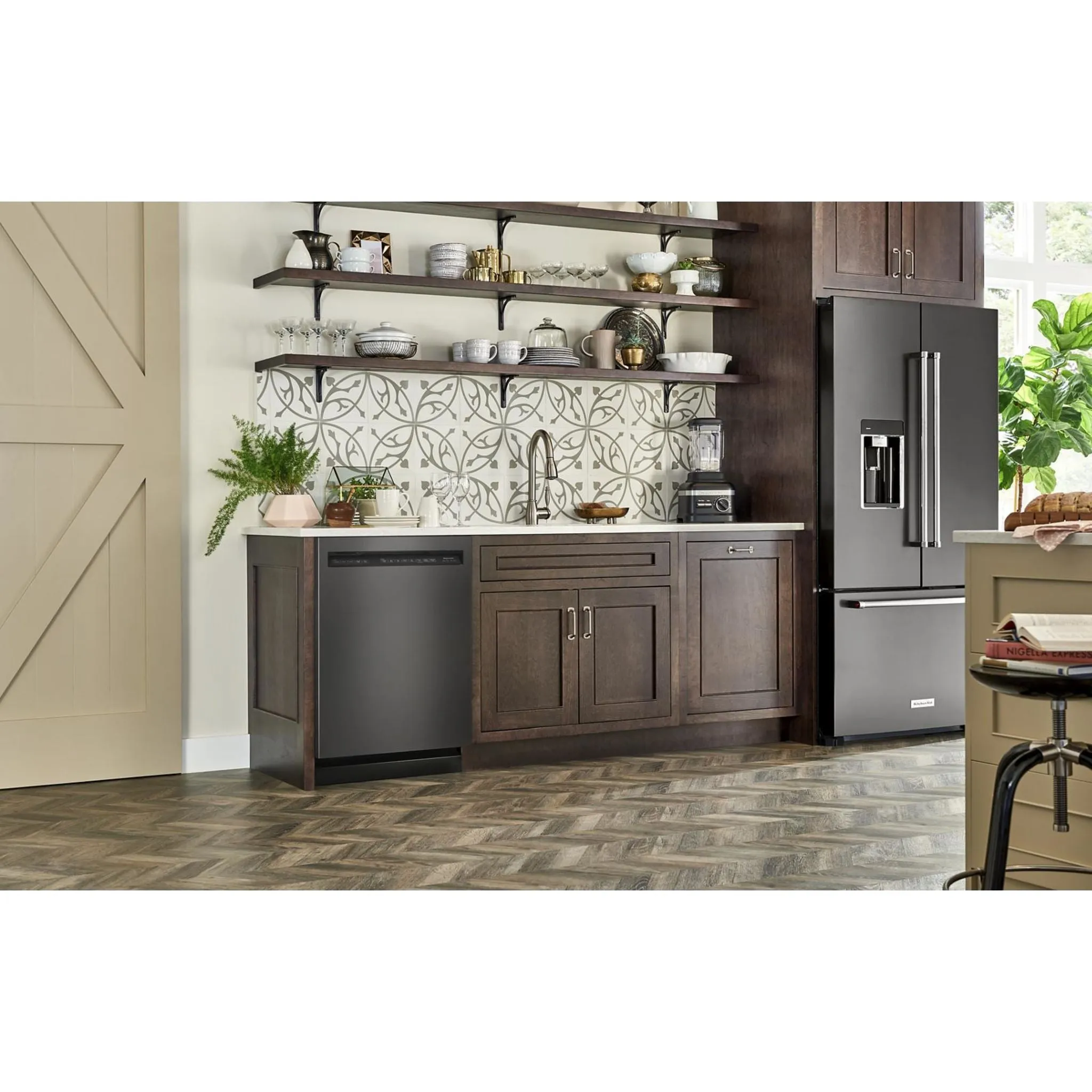 KitchenAid  44 dBA Dishwasher in PrintShield Finish with FreeFlex Third Rack (KDFM404KBS)